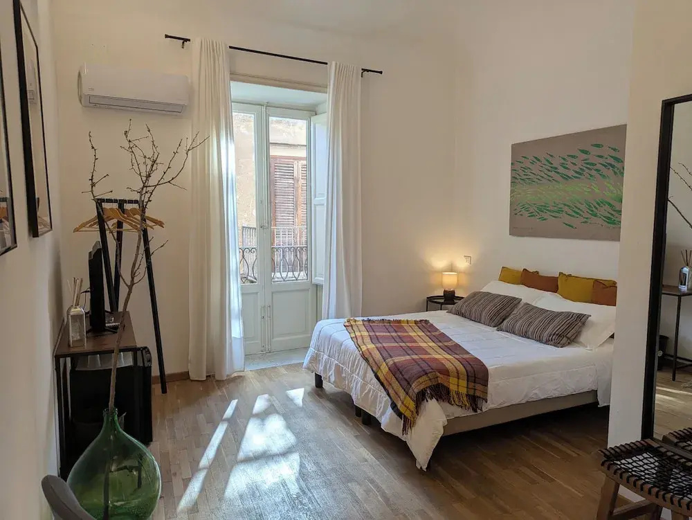 Standard Triple room with balcony and with city view