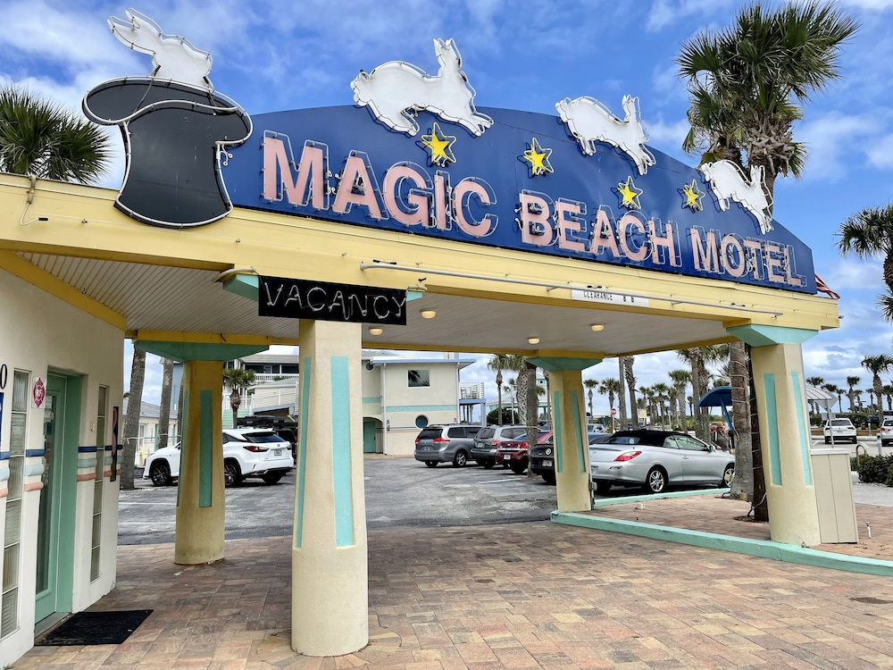 Magic Beach Motel