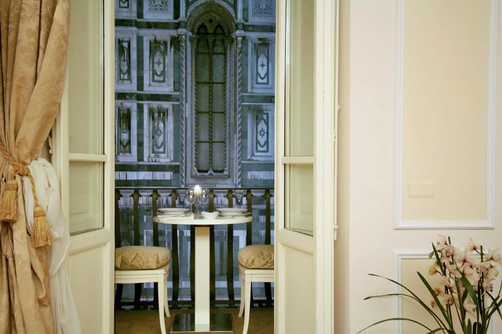 Deluxe Apartment with balcony