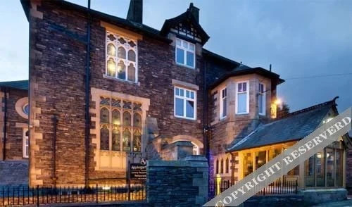 Applegarth Villa & Jr's Restaurant