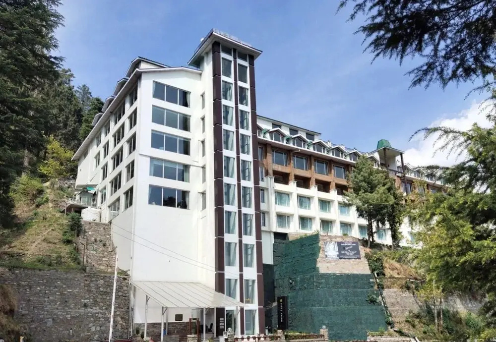 Royal Homestay Shimla by Goroomgo