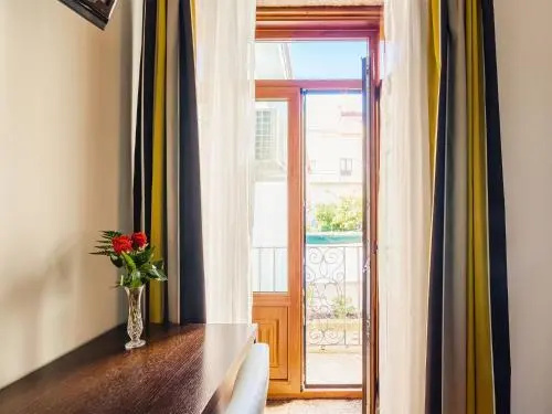 Balcony & Terrace
