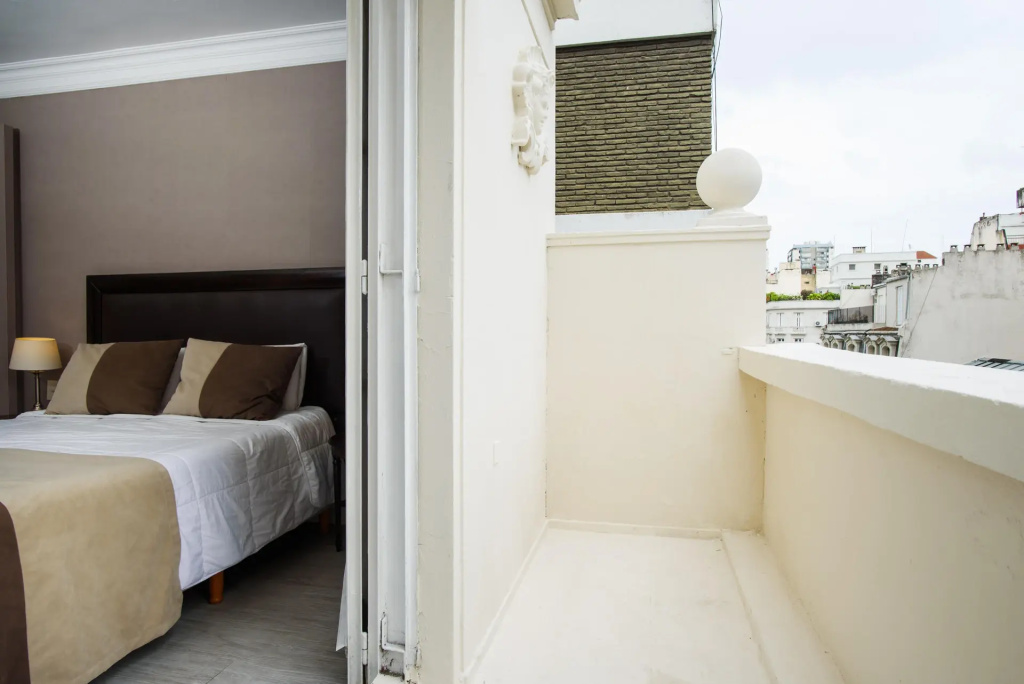 Balcony & Terrace