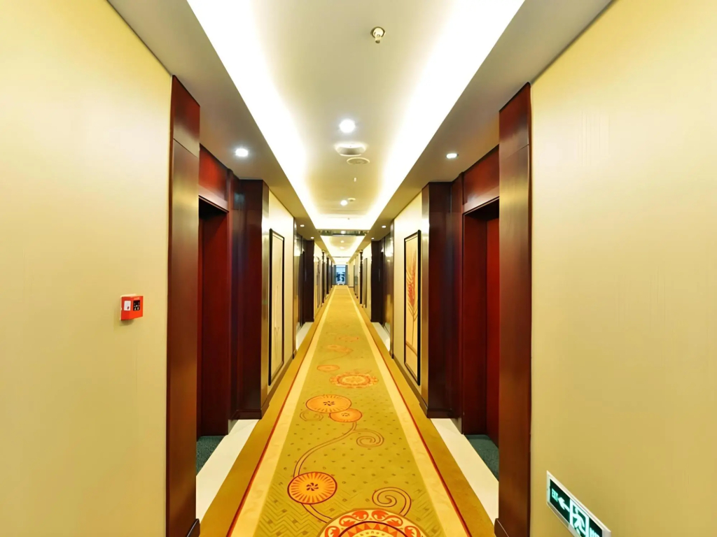 GreenTree Eastern ZiGong Huashang International City Huichuan Rd Hotel - фото 12