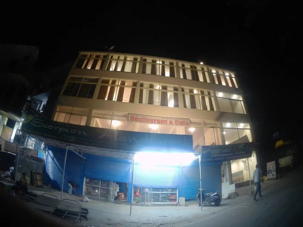 HOTEL GRACE GANGA-By Nature Care Village