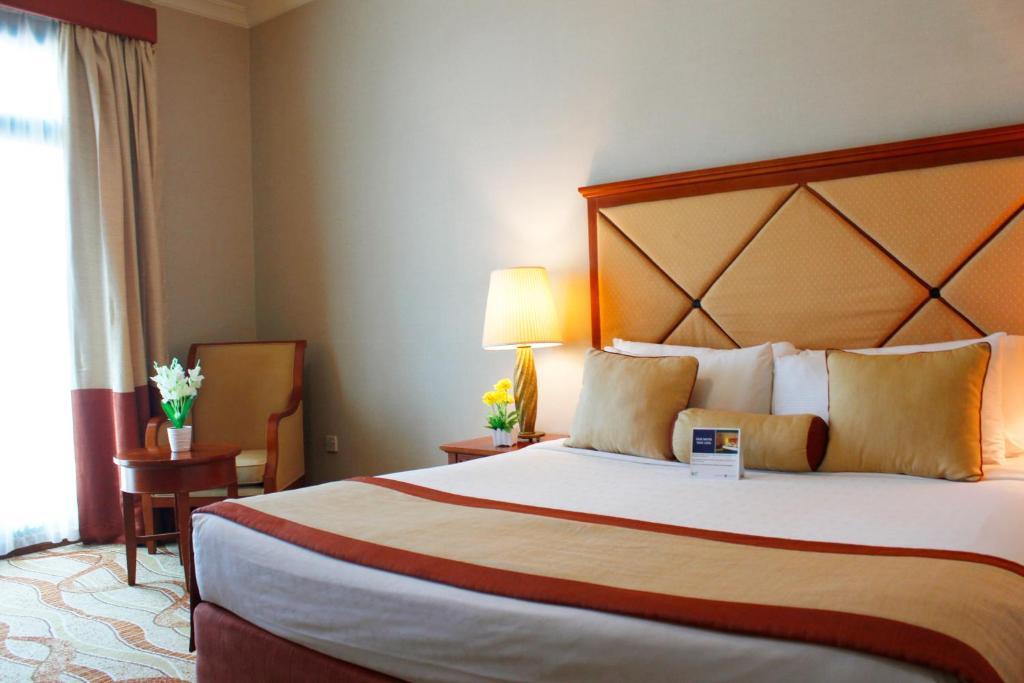 Al Diar Capital Hotel