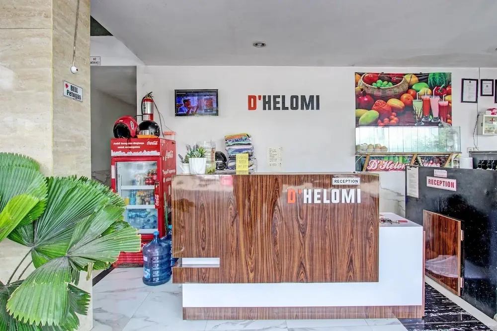 Lobby & Reception