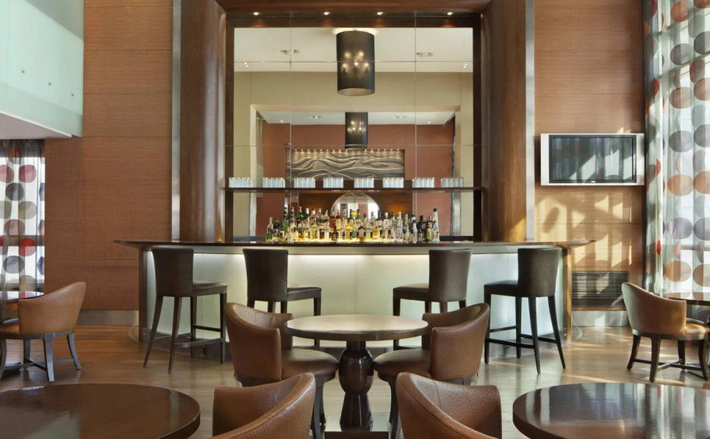 Four Points by Sheraton Le Verdun - фото 23