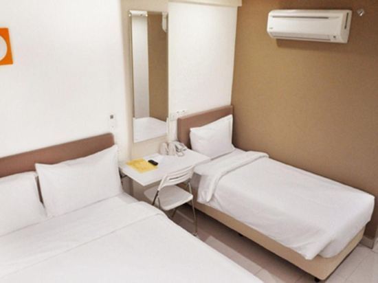 Yy318 Hotel