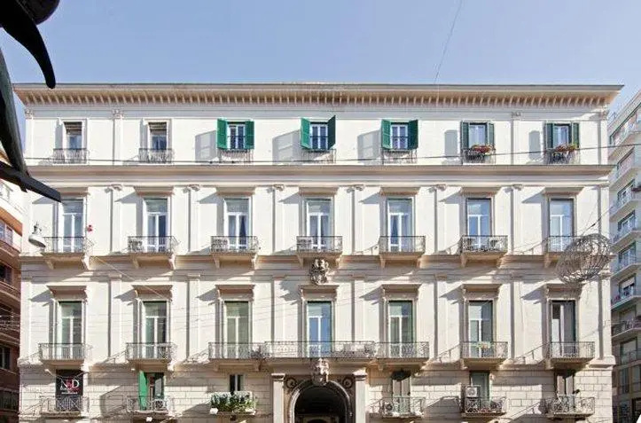 Napolit'amo Hotel Principe — 2