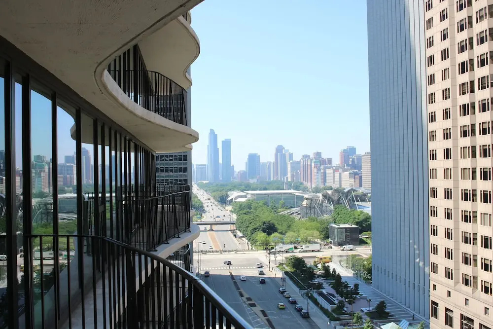 Premium Quadruple room with park view