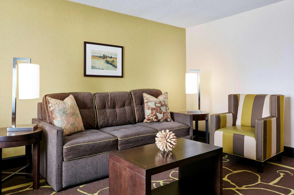 DoubleTree by Hilton Charlotte Gateway Village - Général