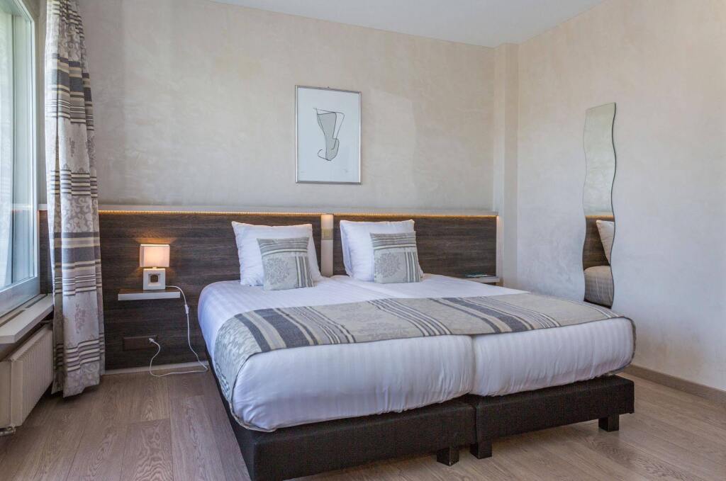 Hôtel Castel by null