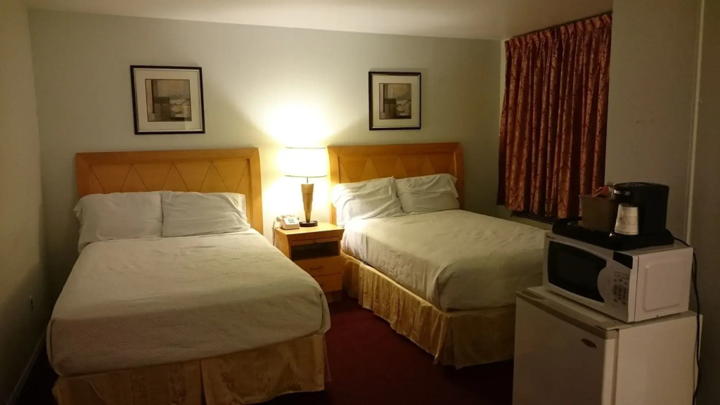 Greenview Inn Riverhead - фото 3
