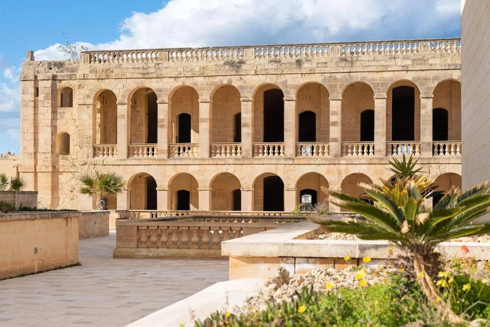 Harbour Views Gozitan Villa Shared Pool