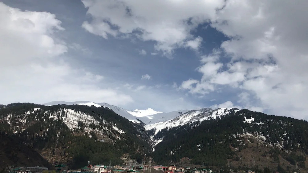 The Laurent and Banon Resorts