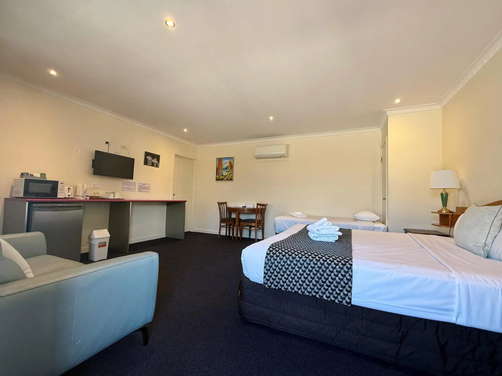 Lakeside Motel Waterfront in Lakes Entrance