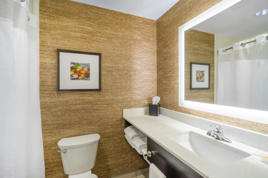 Holiday Inn Terre Haute by IHG - Général