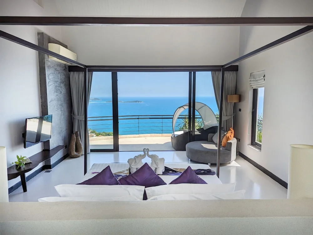 Deluxe Villa