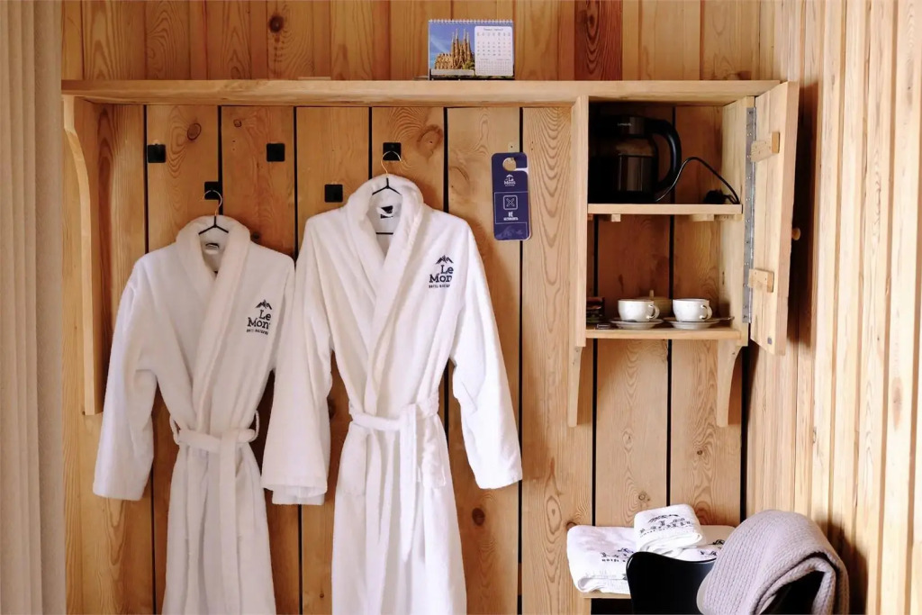 Двухместный номер Comfort двуспальная кровать в Le Mont