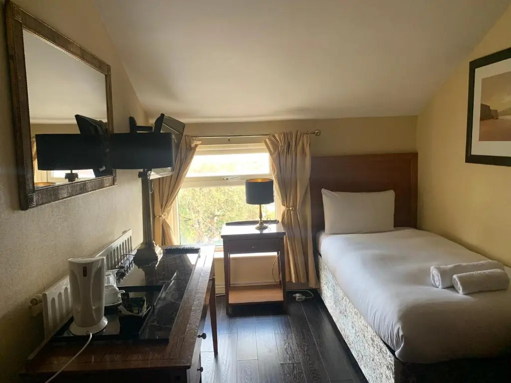 Beech Mount Hotel - Free Parking - Chambres