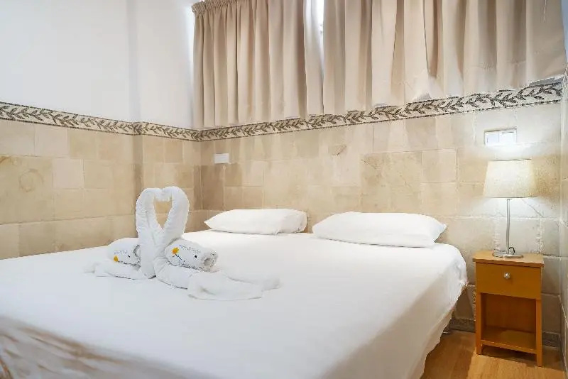 2 Bedrooms Apartment with balcony