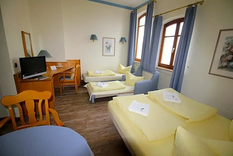 Hotel Zur Linde - Chambres