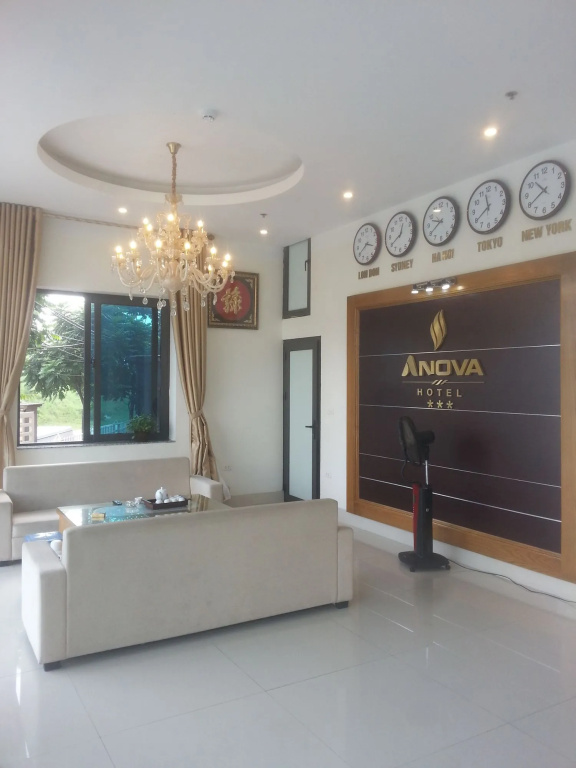 Anova Airport Hotel — Convenient & Friendly — фото