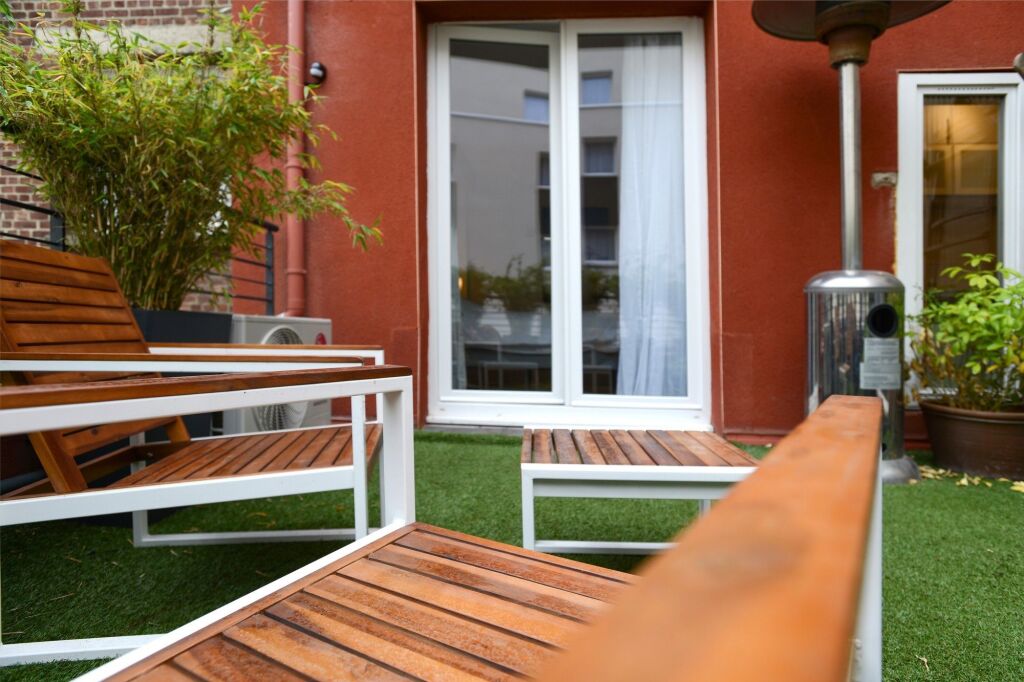 Au 30 - APPART'HOTELS & SUITES by null