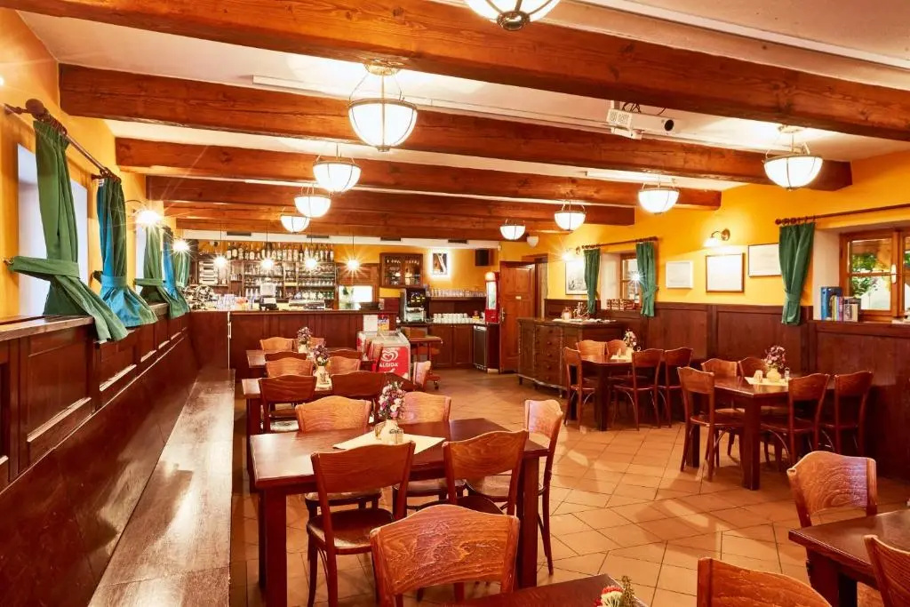 Hotel photo 12