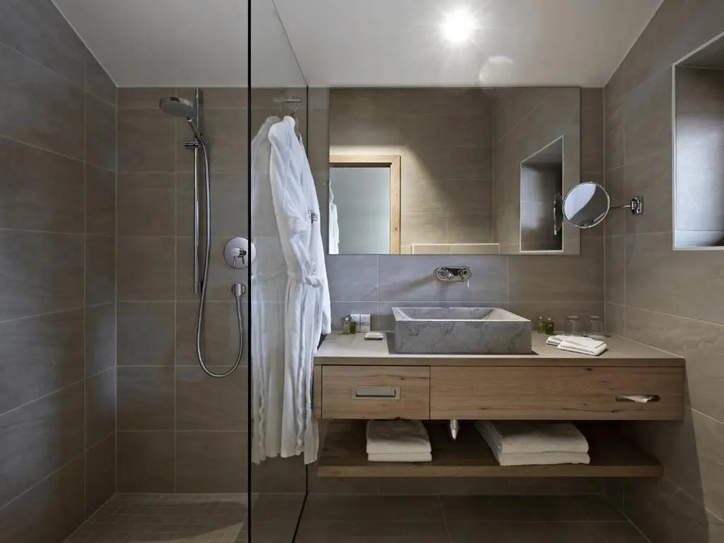 Schwarzer Adler Hotel - Chambres