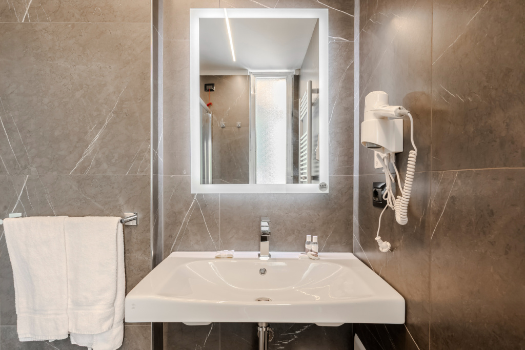 Hotel photo 32