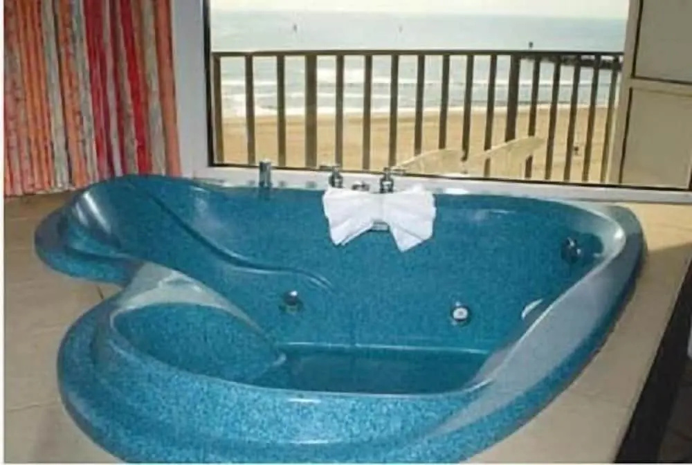 Deluxe Quadruple room with ocean view