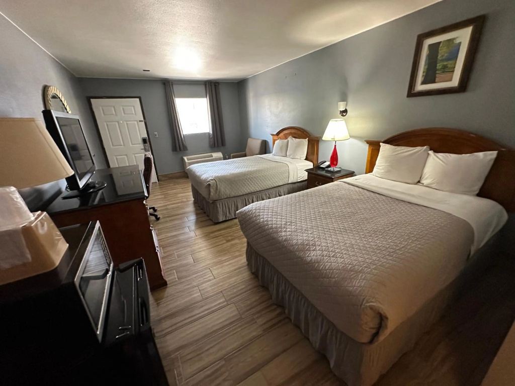Home Suites Hill Country — 2