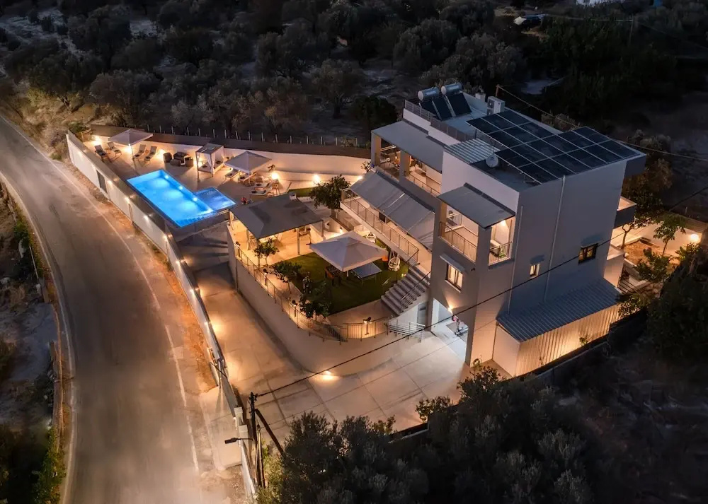 3a's Family Luxury Villa