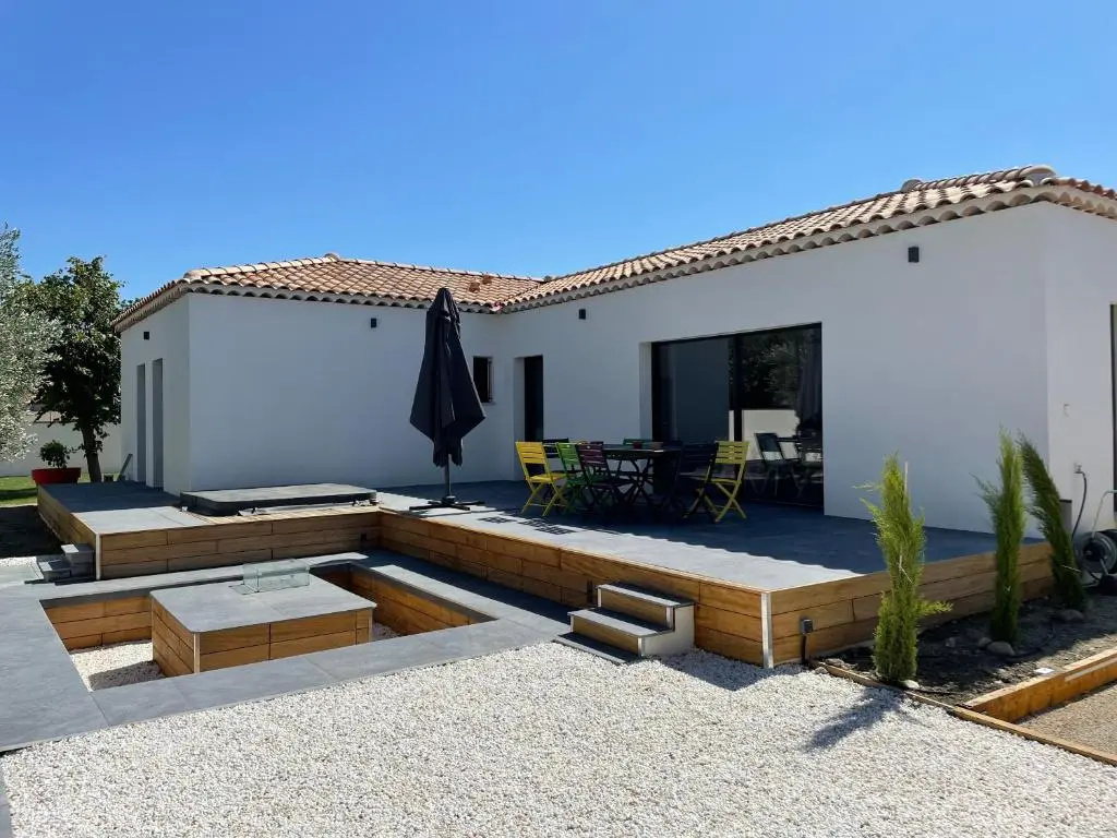 Magnifique villa avec piscine / jacuzzi / brasero