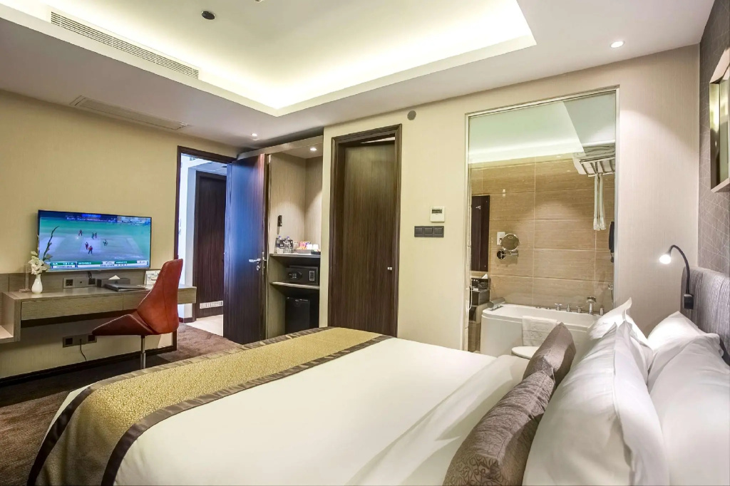 3 Bedrooms Quadruple Family Suite