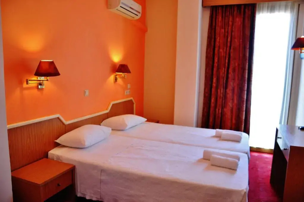 Iniohos Hotel Restaurant - Chambres