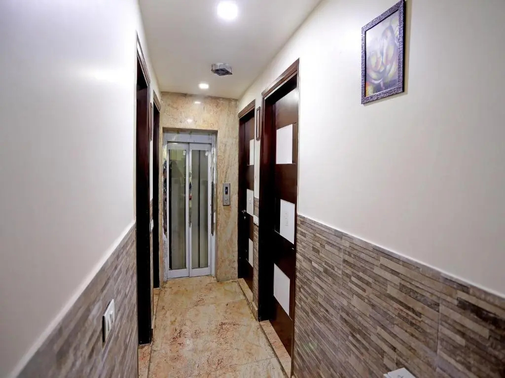 Hotel Tashkent Palace - New Delhi Railway Station - Paharganj