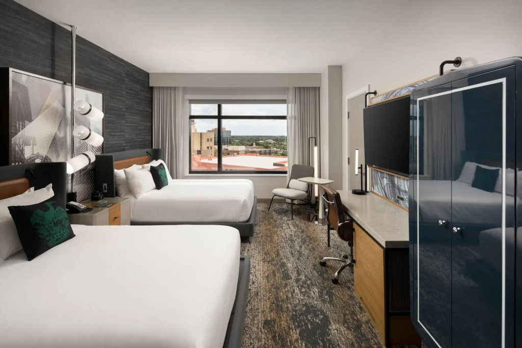 Luminary Hotel & Co., Autograph Collection — фото 4