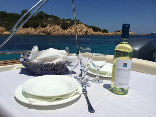 gallery_image_hidden_25