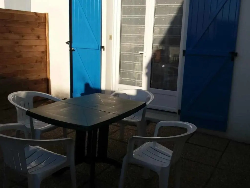 Maison La Faute-sur-Mer, 1 pièce, 4 personnes - FR-1-476-9