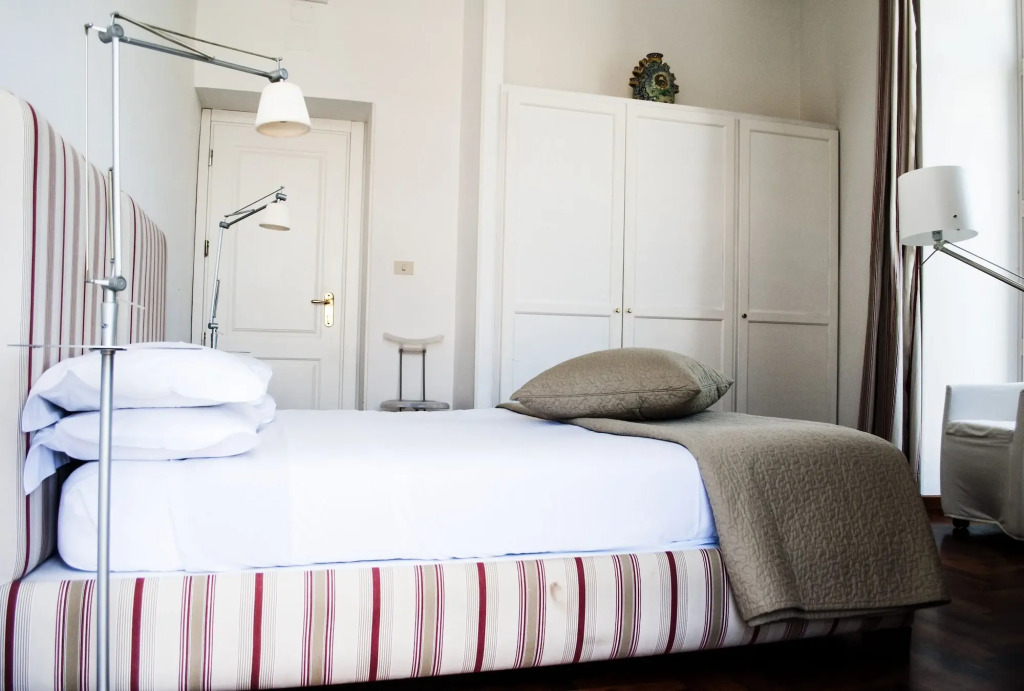 L'Approdo Delle Sirene by null