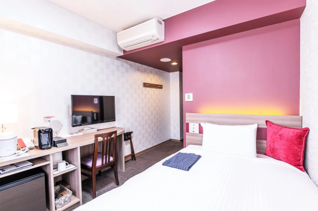 Bed in Dorm (female dorm)