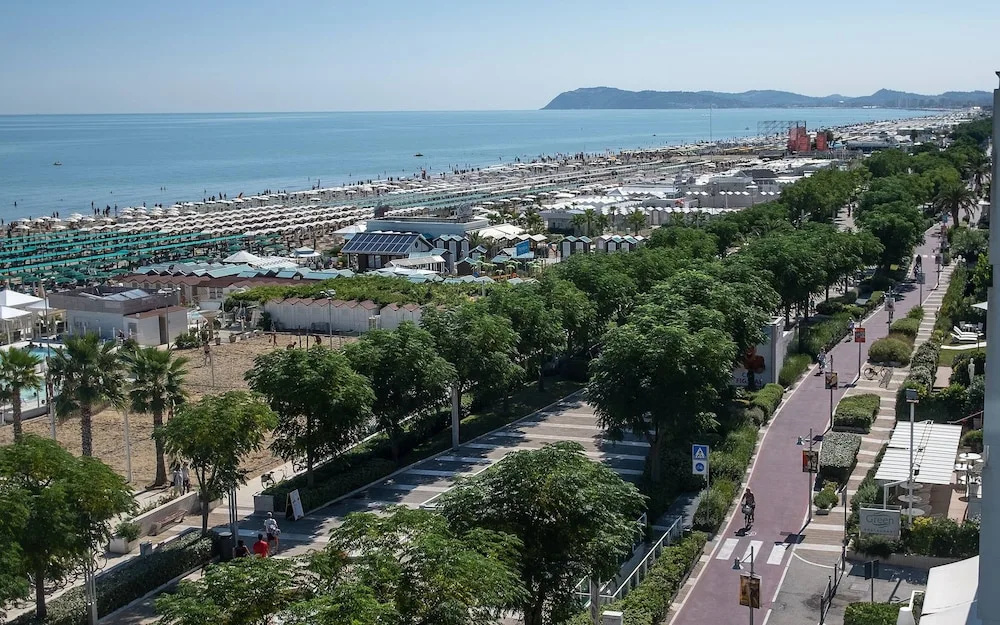 Prestige Double room with sea view (full double bed)
