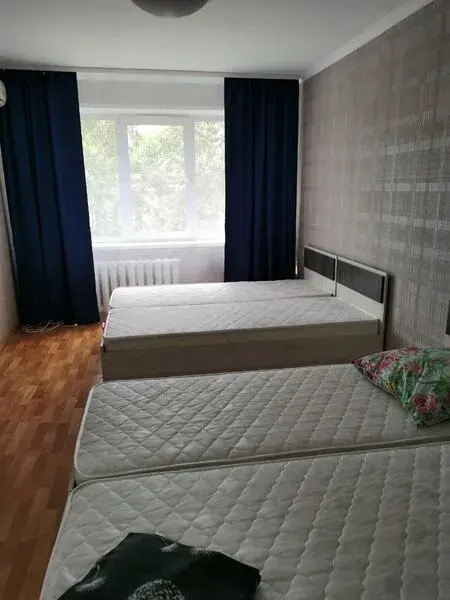 Апартаменты с 3 комнатами в Сутки как дома