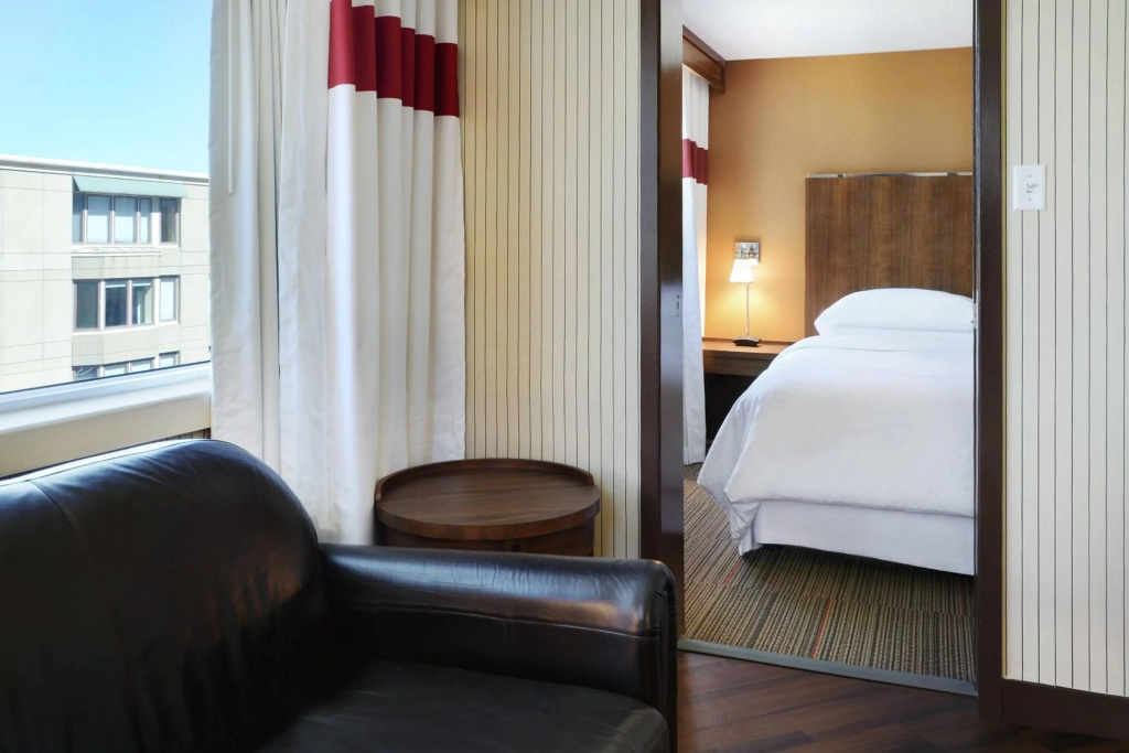 Four Points by Sheraton Halifax — 5