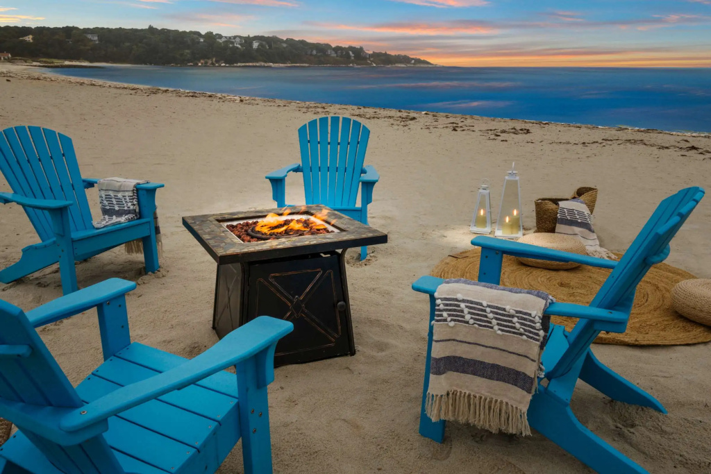 Beach & Waterfront