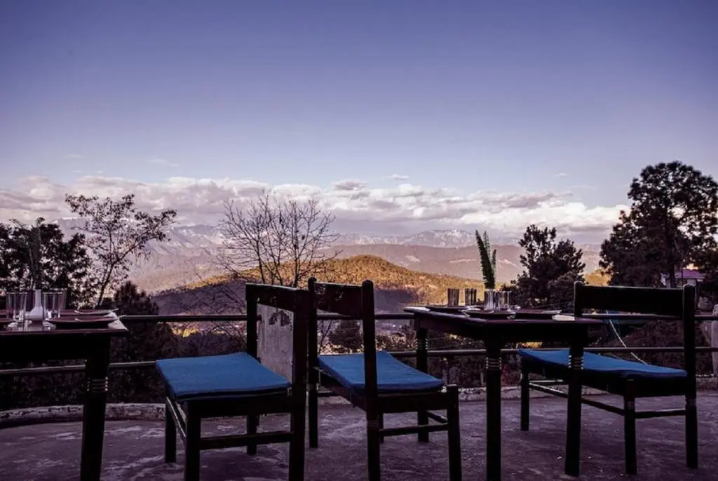 Stay Inn Kausani by Goroomgo