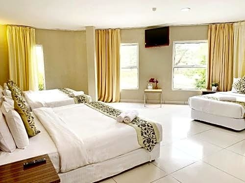 Azio Hotel